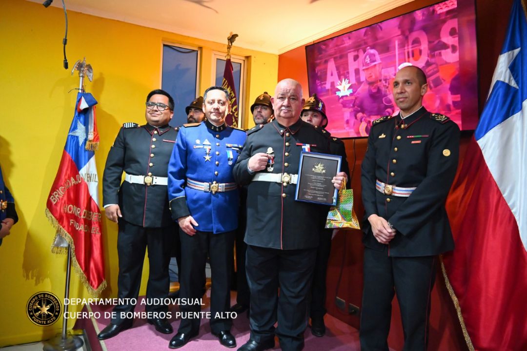 Cuarta Compañía «Bomba Cordillera» Conmemoró 46 años de vida institucional.